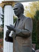 Півпостать