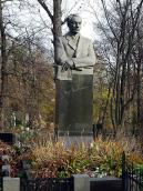 Могила Яновського Ю. (1902 – 1954)