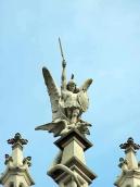 Боротьба архангела Михаїла з сатаною