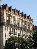 Фрагмент фасаду по Хрещатику