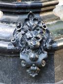 2008 р. Маскарон