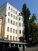 2008 р. Права частина головного фасаду