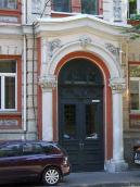 Головний вхід