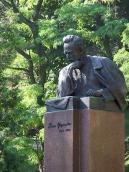 Півпостать