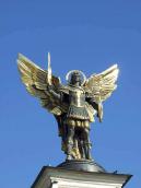 Постать архангела