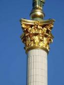 Капітель колони