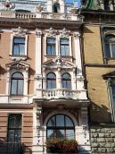 Ліва частина