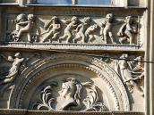 Тимпан та фриз