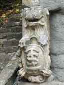 Ліва скульптура лева