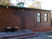 2008 р. Вигляд з боку двору