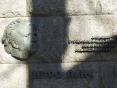 Меморіальна дошка П.Панчу