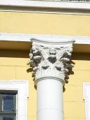 Корінфська капітель колони