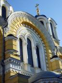 2008 р. Вікно-трифорій трансепту