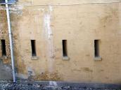 Бійниці нижнього ярусу