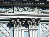 Капітелі пілястр композитного ордера