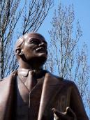 Півпостать