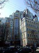 2009 р. Загальний вигляд корпусу у дворі