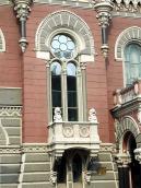 Вікно 2-го поверху з балконом