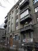 2009 р. Ліва частина головного фасаду