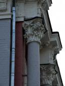 2009 р. Капітелі колон