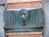 Меморіальна дошка П.К.Саксаганському