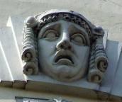 Маскарон плачучої удови