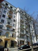 2009 р. Права частина головного фасаду