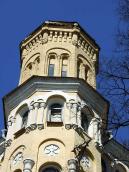 2009 р. Наріжна башта