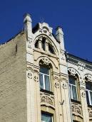 Фрагмент 4-го поверху з фронтоном