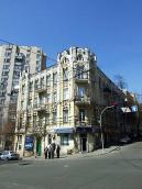 2009 р. Загальний вигляд (зліва – вул.…