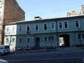 2009 р. Головний фасад (ліва частина)