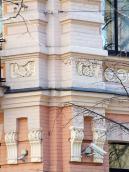 Наріжні пілястри