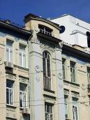 Фрагмент фасаду по вул. Володимирській