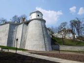 2009 р. Фрагмент підпівної стіни і…