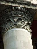Капітель колони
