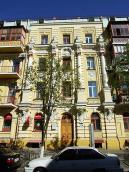 2009 р. Центральна частина головного…