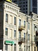 Фрагмент фасаду по вул. Антоновича