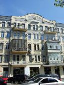 2009 р. Центральна частина головного…