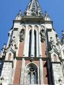 2009 р. Фрагмент фасаду лівої башти