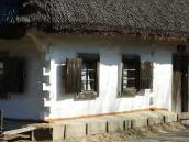 Фрагмент чільного фасаду