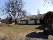 2011 р. Саж, курник, повітка, криниця