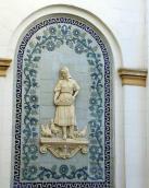 Керамічне панно “Птахівниця з курями”