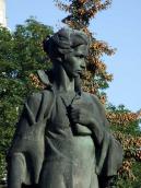 Півпостать