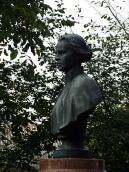 Бюст Лесі Українки