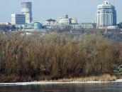 Велетенські будинки на Кловському…