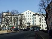 2012 р. Ліва і центральна частина…