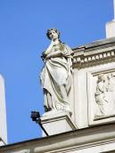 Ліва постать