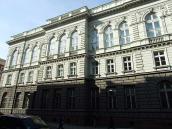 2012 р. Фасад по вул. Театральній