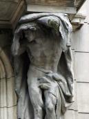 Права постать атланта