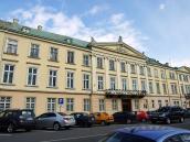 Центральна частина